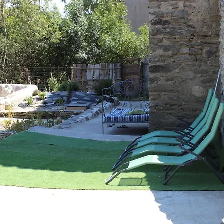 Bed & Breakfast La Maison Cayre 3*