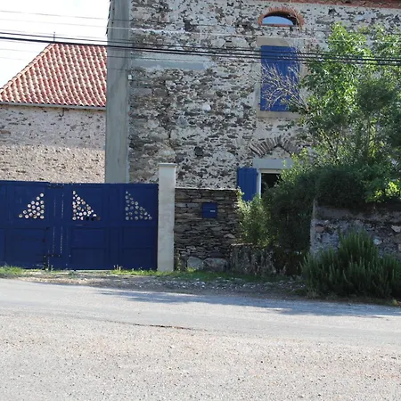 La Maison Cayre Mirandol-Bourgnounac